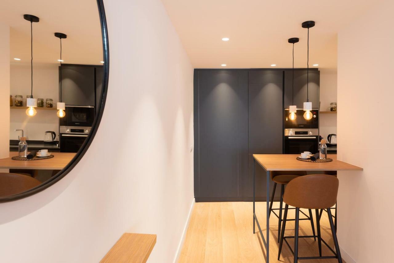 Petit Luxe L'Atic Apartment Terrassa Bagian luar foto