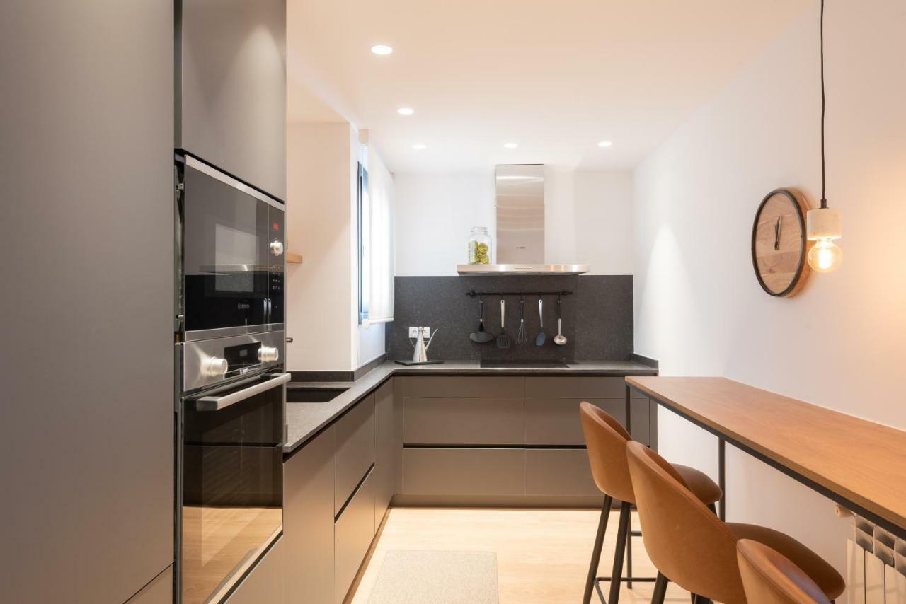 Petit Luxe L'Atic Apartment Terrassa Bagian luar foto