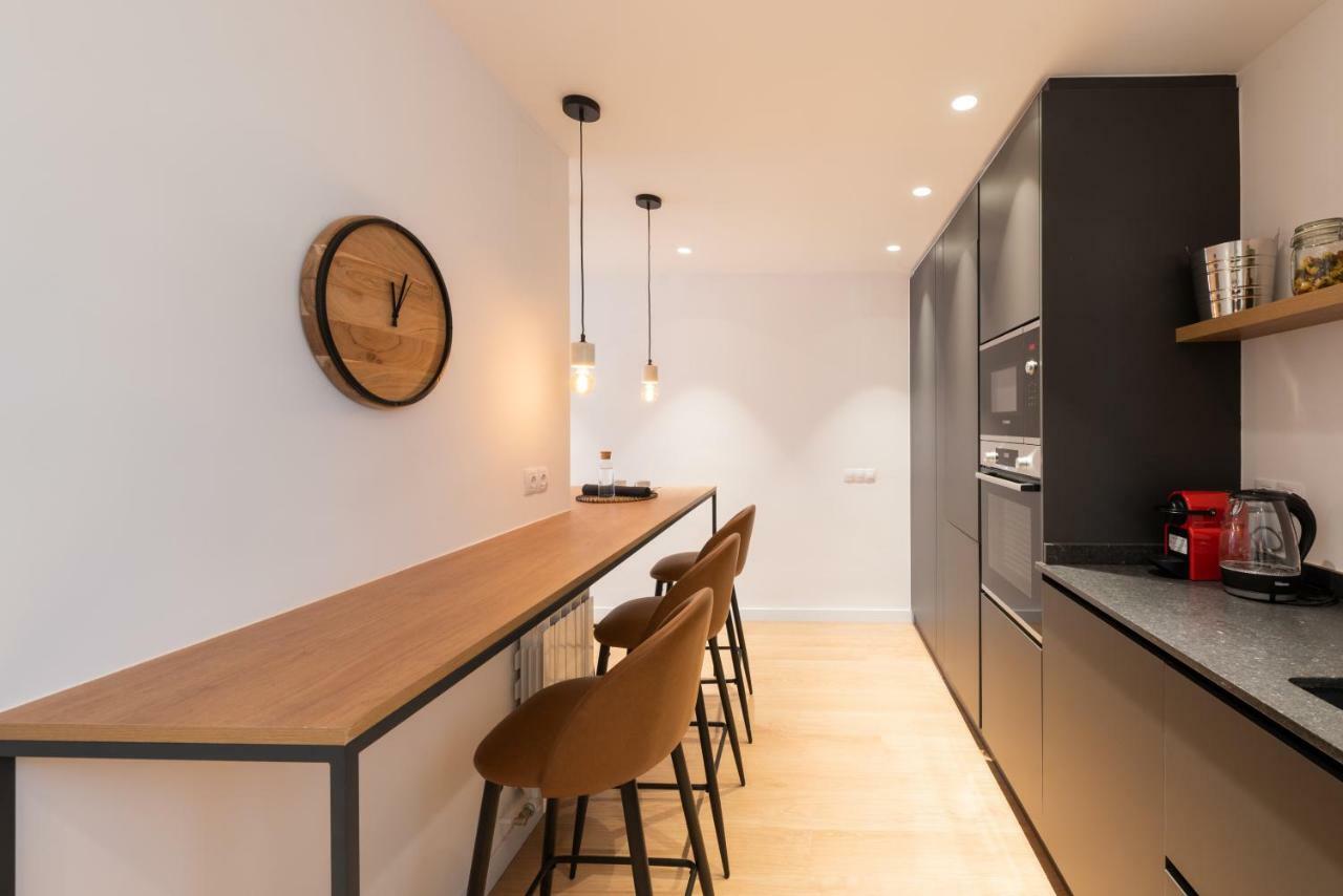 Petit Luxe L'Atic Apartment Terrassa Bagian luar foto